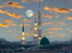 Die heilige Moschee befindet sich in der Stadt Medina in Saudi-Arabien.