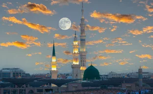 Die heilige Moschee befindet sich in der Stadt Medina in Saudi-Arabien.