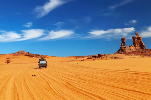 Mit dem Auto durch die Sahara