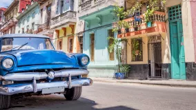 Vintage-Klassikwagen ( Oldtimer) in Havanna