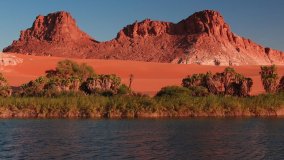 Panoramablick auf den Boukkou-See in Tschad