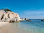 Cam Ranh Flughafen in Vietnam mit digitalem Ankunftssystem