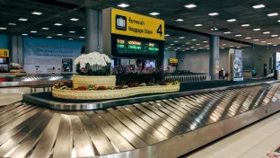Automatisierte eGates am Flughafen Bangkok Suvarnabhumi