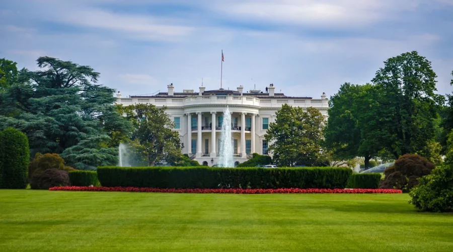 USA: Weißes Haus diskutiert Visa-Einschränkungen angesichts sinkender Touristenzahlen
