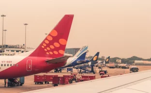 Reisende mit e-Visum bei der Einreise nach Indien