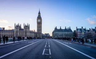Überlastetes UK ETA-Antragsportal