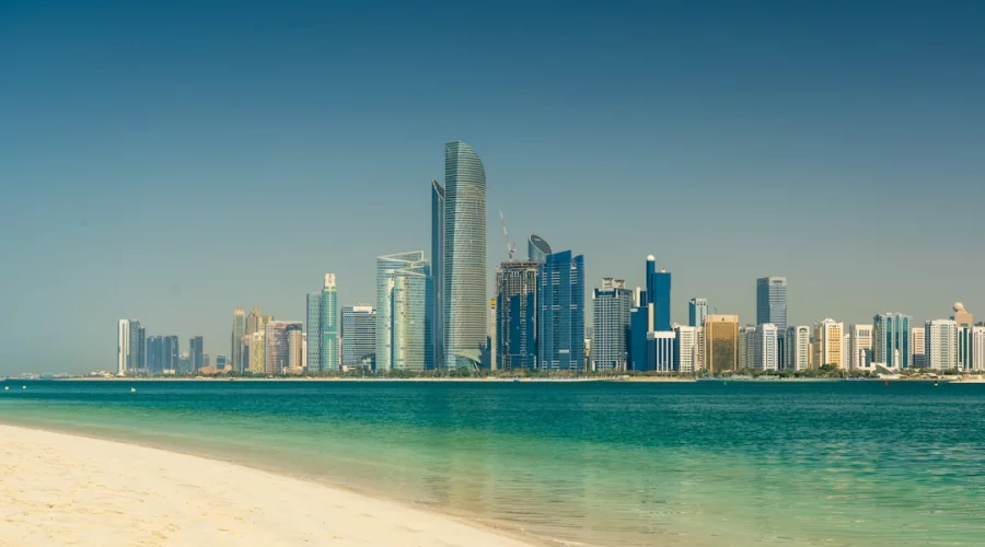 Abu Dhabi und Etihad bieten internationale Reisenden medizinische Versicherung an