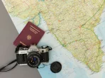 Reisepass und elektronisches Visum-Dokument für Indien