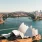 Reisender mit Reisepass am Flughafen, Australien Working-Holiday-Visum