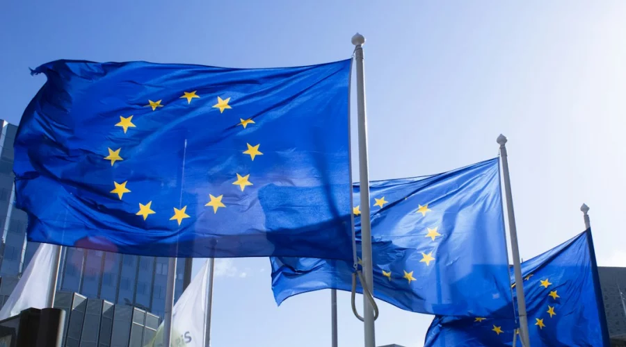 EU erwägt Schengen-Visumbefreiung für Saudi-Arabien, Bahrain, Kuwait, Oman und Katar