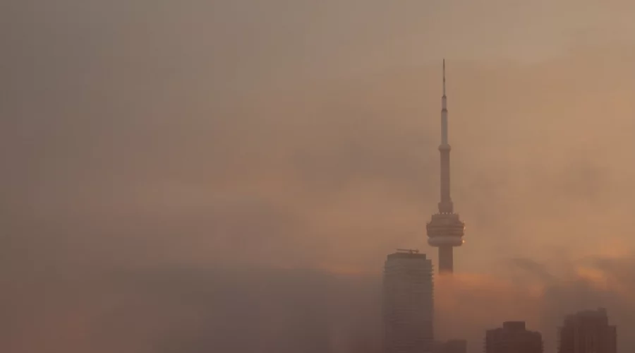 Kanada aktuell: Waldbrände in Ontario und neue Einreisebeschränkungen wegen Ebola-Risiko