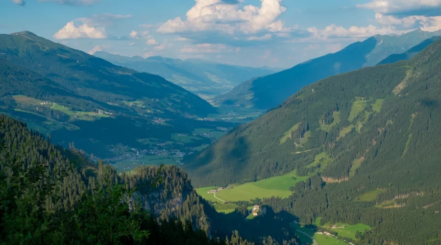 Österreich: Aktuelle Reise- und Sicherheitshinweise für Touristen