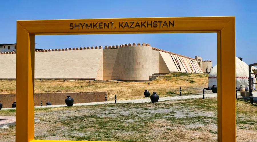 Kasachstan: QazETA-Einreisegenehmigung ab 1. Juli 2027 verpflichtend