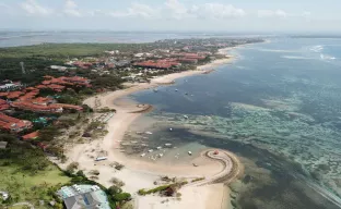 Panoramablick auf den Strand, Indonesien