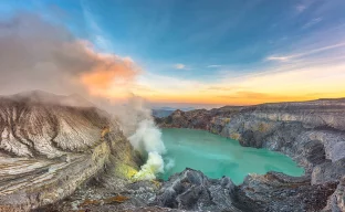 Kawah Ijen-Krater in Bondowoso, Indonesien