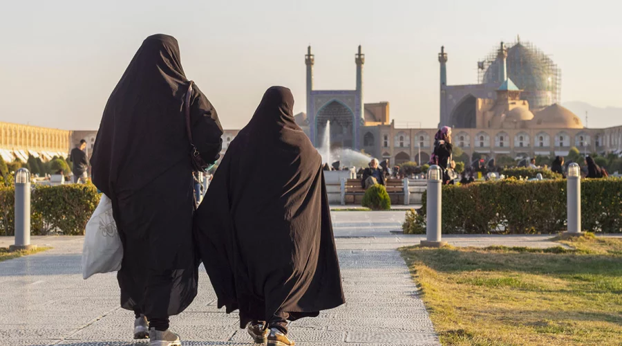 Touristen im Iran: Warum man jetzt nicht mehr alleine reisen kann