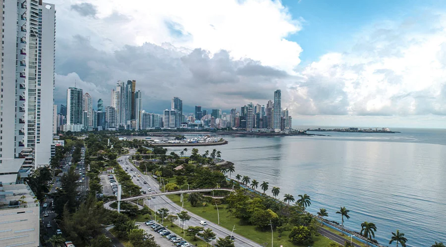 Wie ausländische Studenten eine dauerhafte Aufenthaltsgenehmigung in Panama erhalten können