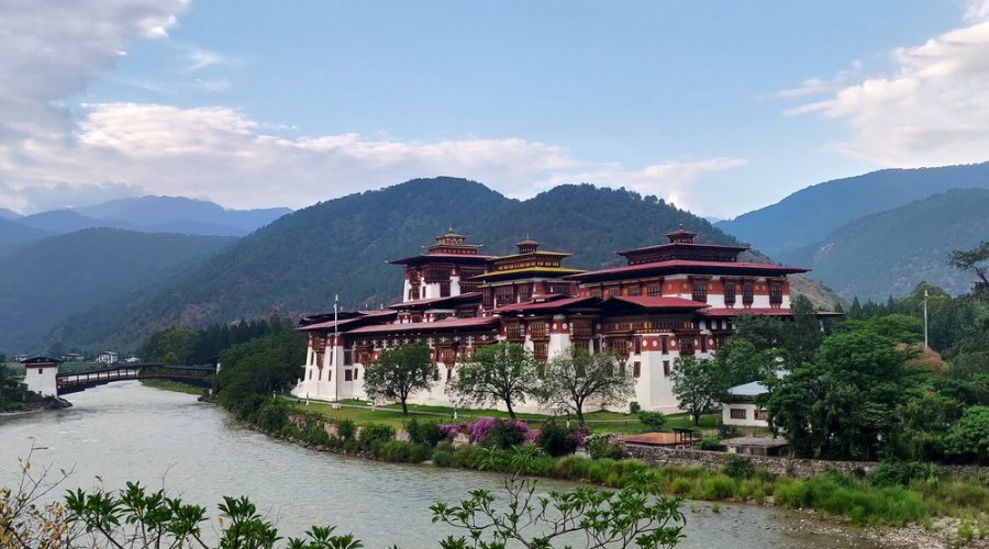 Bhutan senkt Tagesgebühr für Touristen