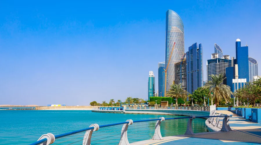 Die VAE verschärfen die Visakontrollen für Freiberufler: neue Regeln für den Talentmarkt